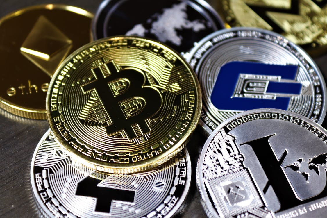 Pros and Cons of Non-Fungible Tokens